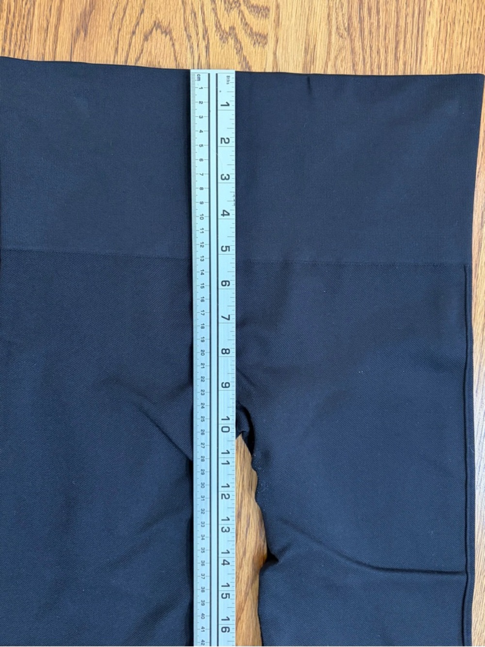 SPANX "Look at Me Now" Seamless Leggings Black - Picture 10 of 12